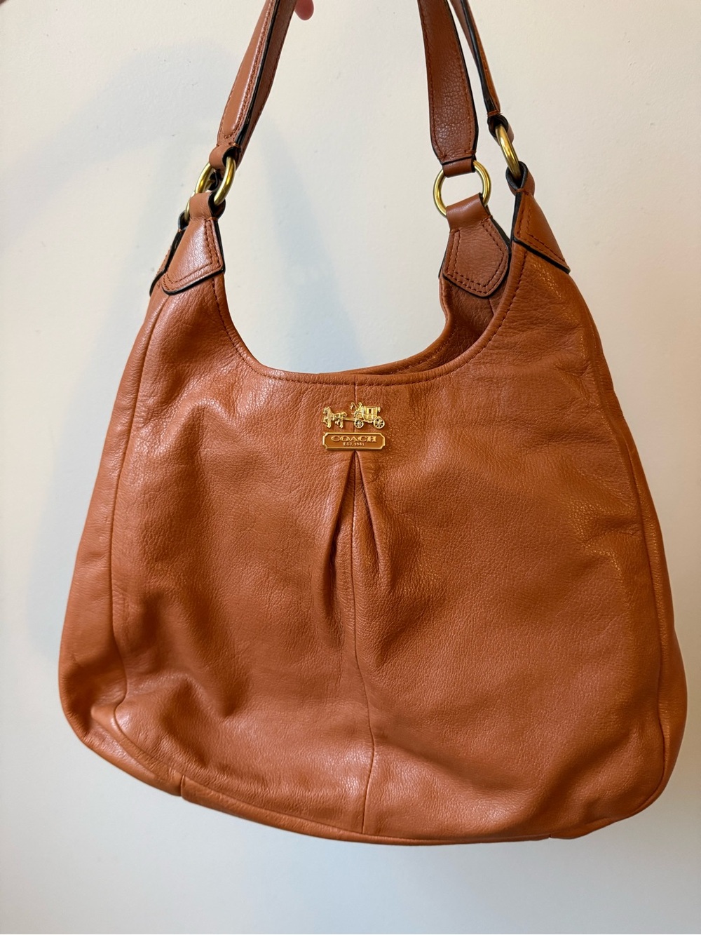 Coach Madison Maggie Pebbled Leather Hobo Shoulder Bag Saddle Brown Cognac Red